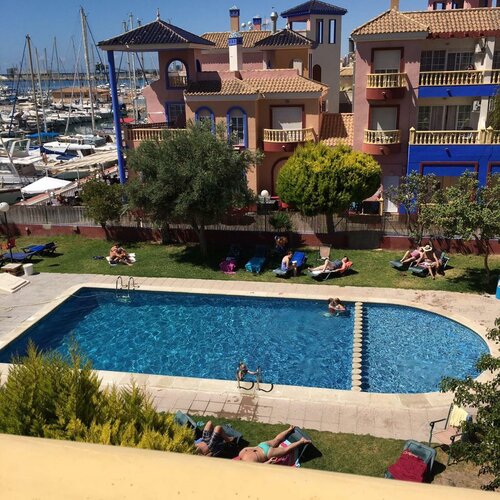 Гостиница Apartamentos Marina Internacional в Торревьехе
