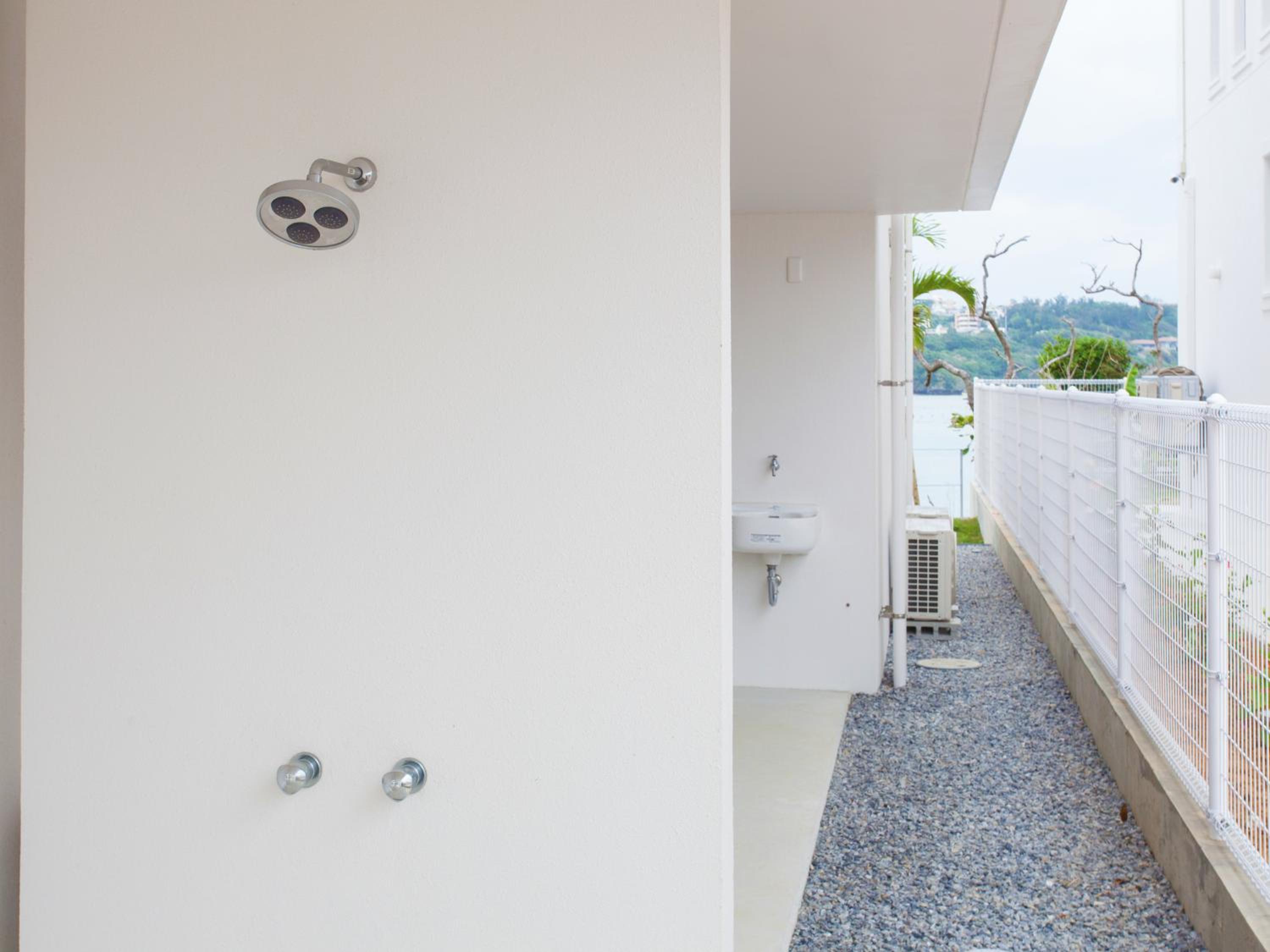 Фото Kariyushi Condominium Resort Onna Maeda Base