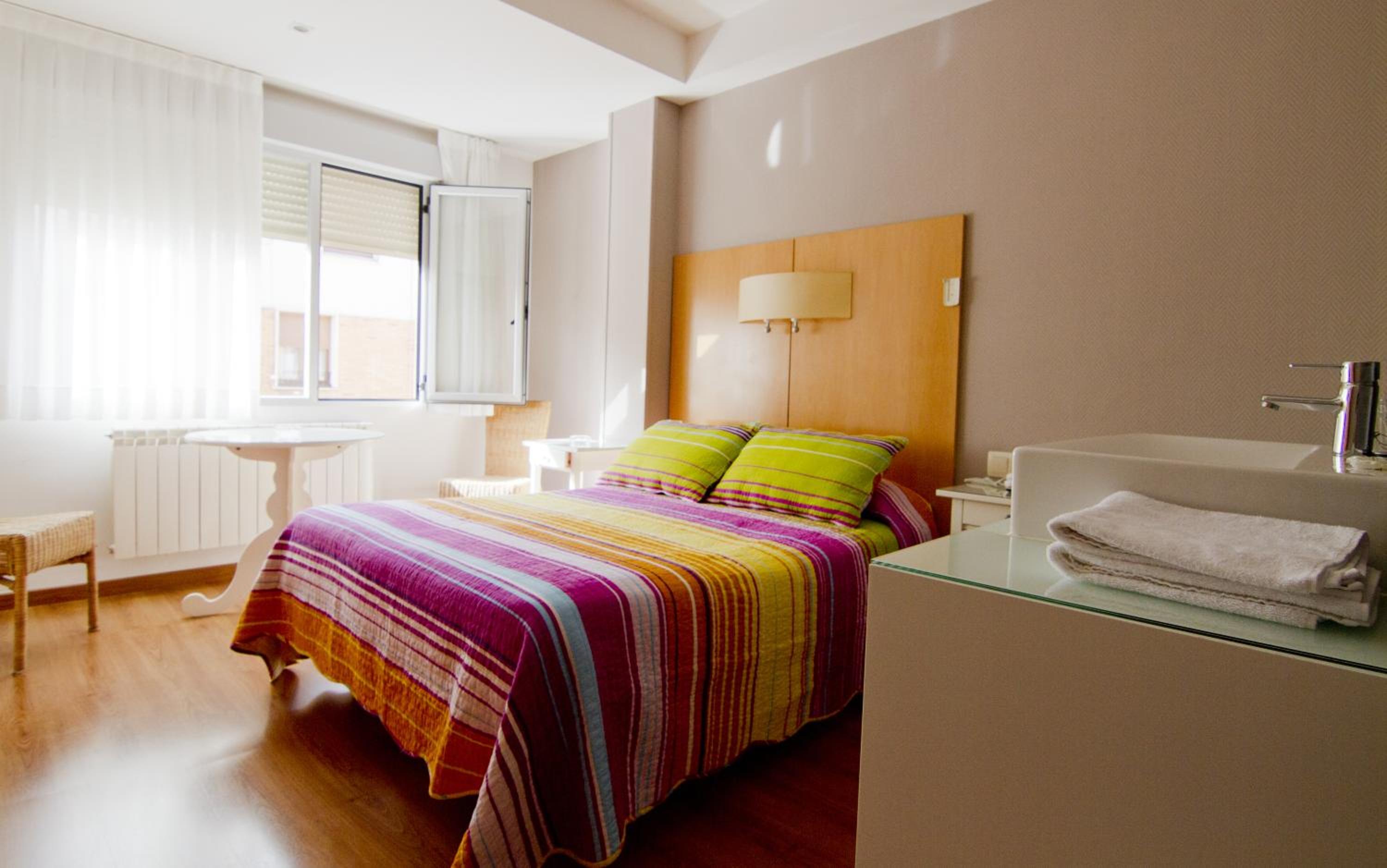 Фото Hotel Isasa