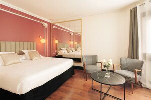 Гостиница La França Travellers - Adults Only