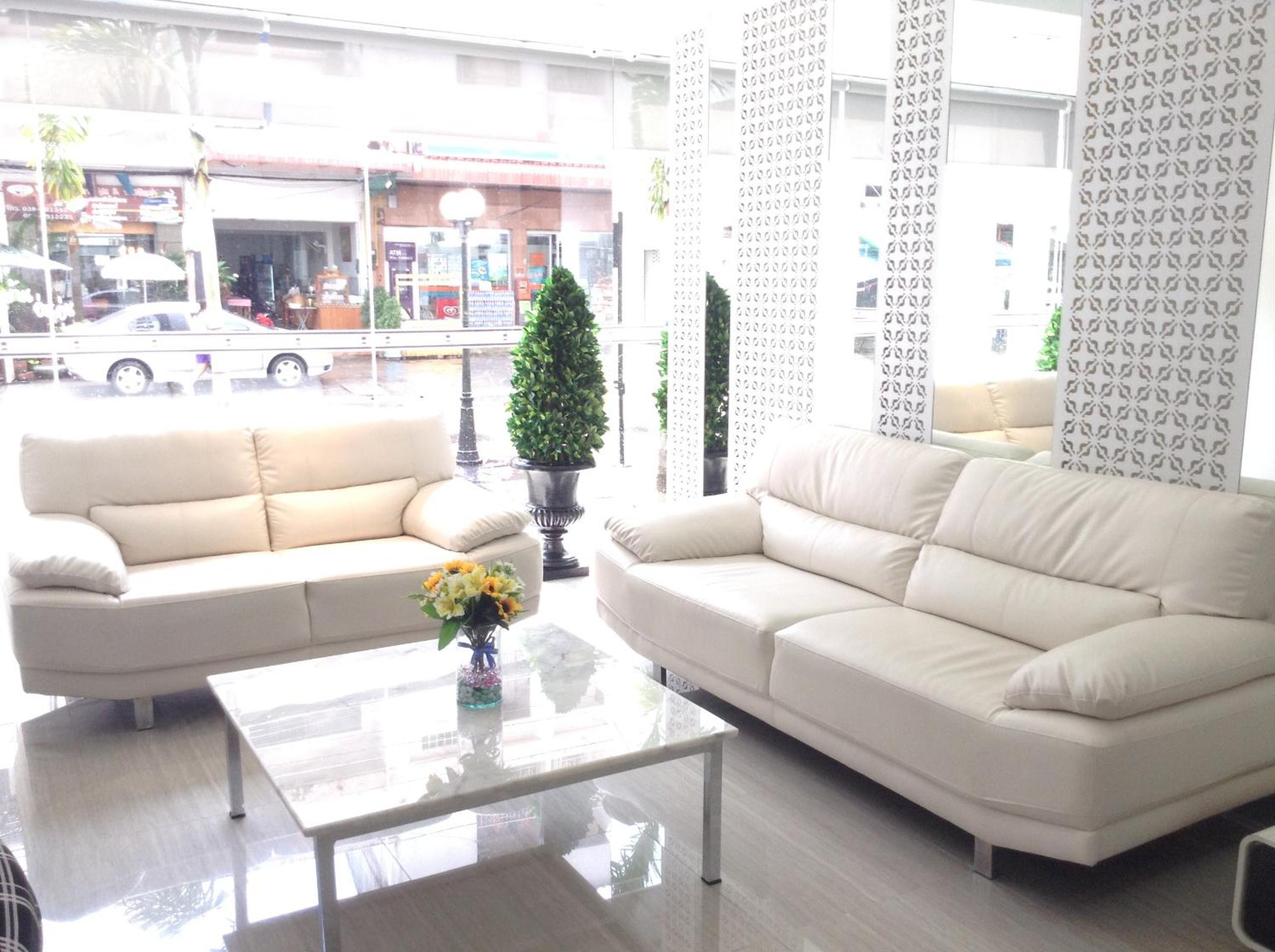 Фото Racha Residence Sri Racha