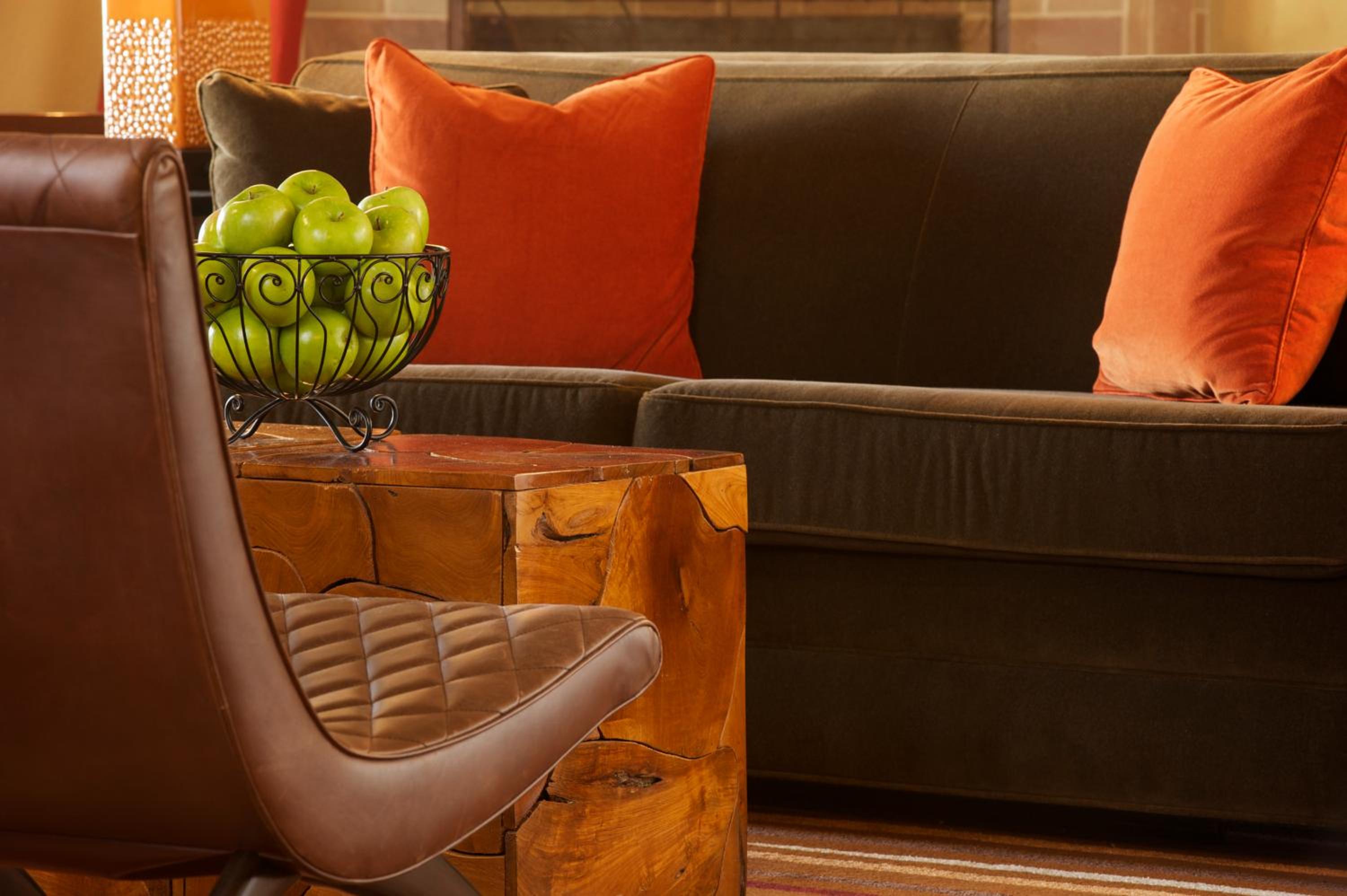 Фото Larkspur Landing Hillsboro - An All-Suite Hotel