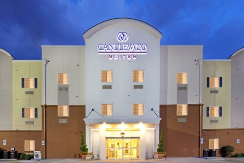 Гостиница Candlewood Suites Lake Charles South, an Ihg Hotel в Лейк-Чарльзе