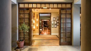 Гостиница Manor 38