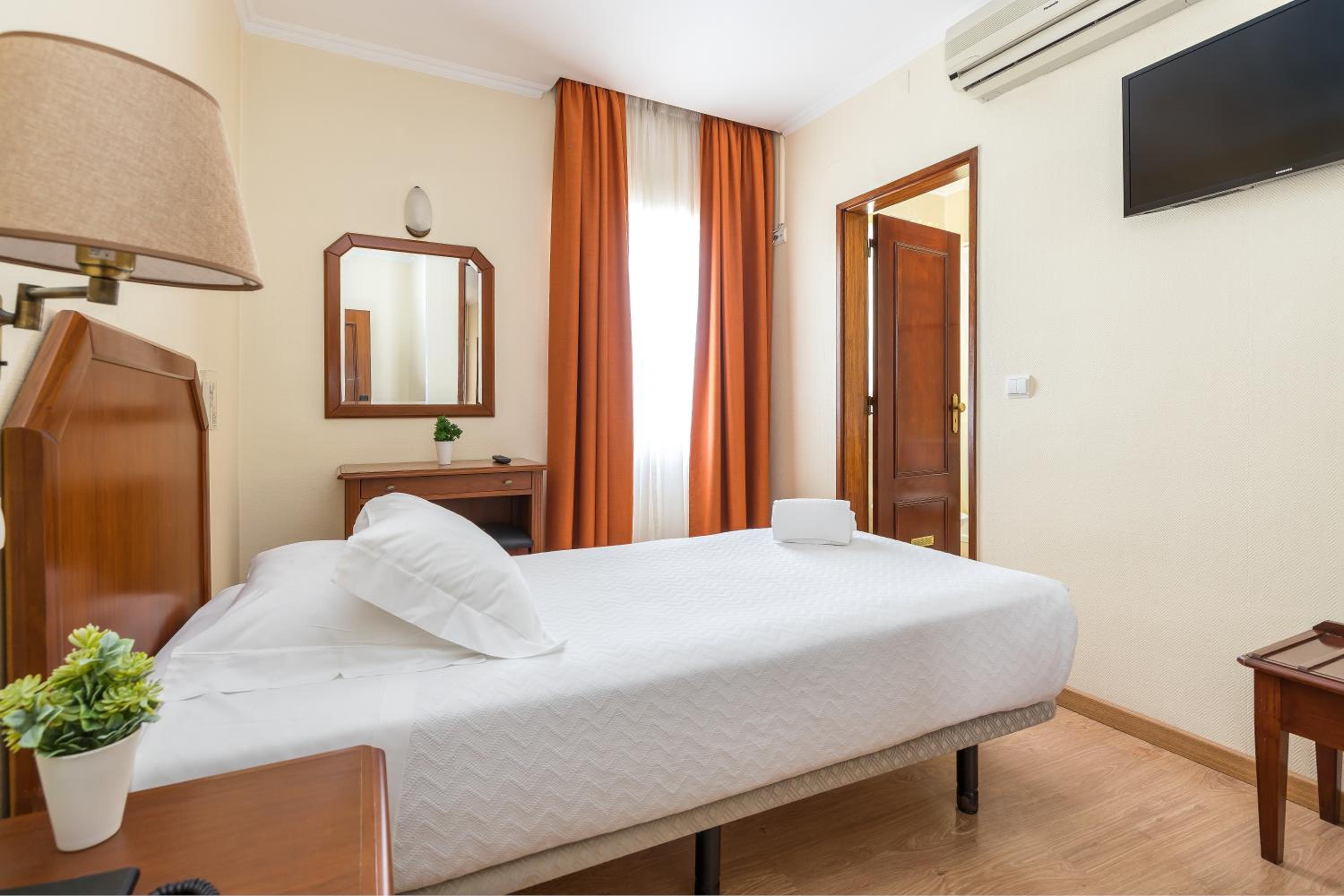 Фото Hotel Residencial Colibri