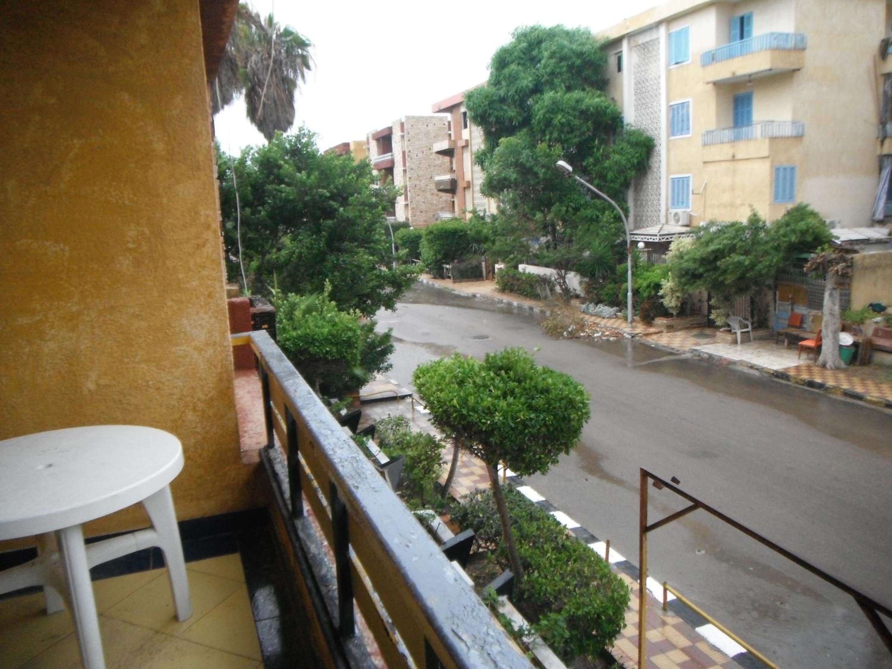 Фото Maamoura Armed Forces Apartments