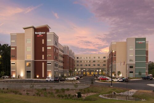 Гостиница Courtyard Raleigh-Durham Airport/Brier Creek в Роли