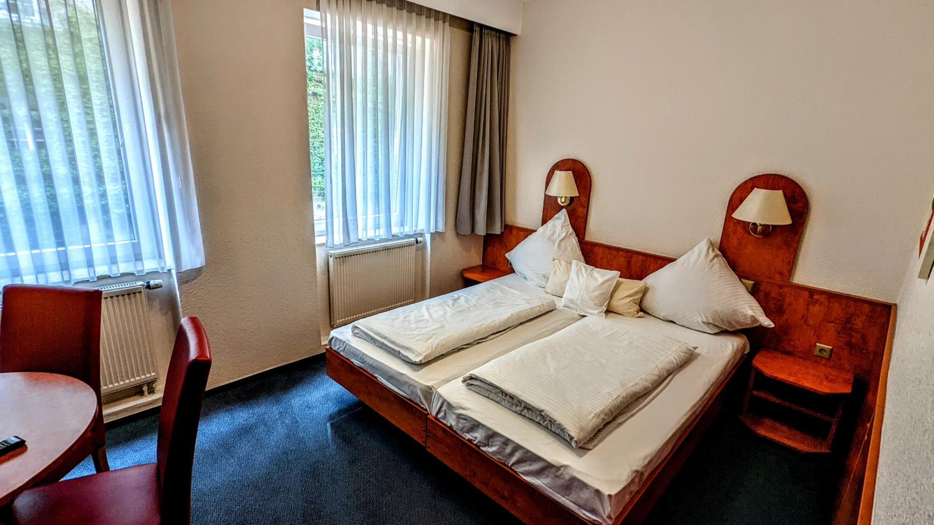 Фото отеля 3