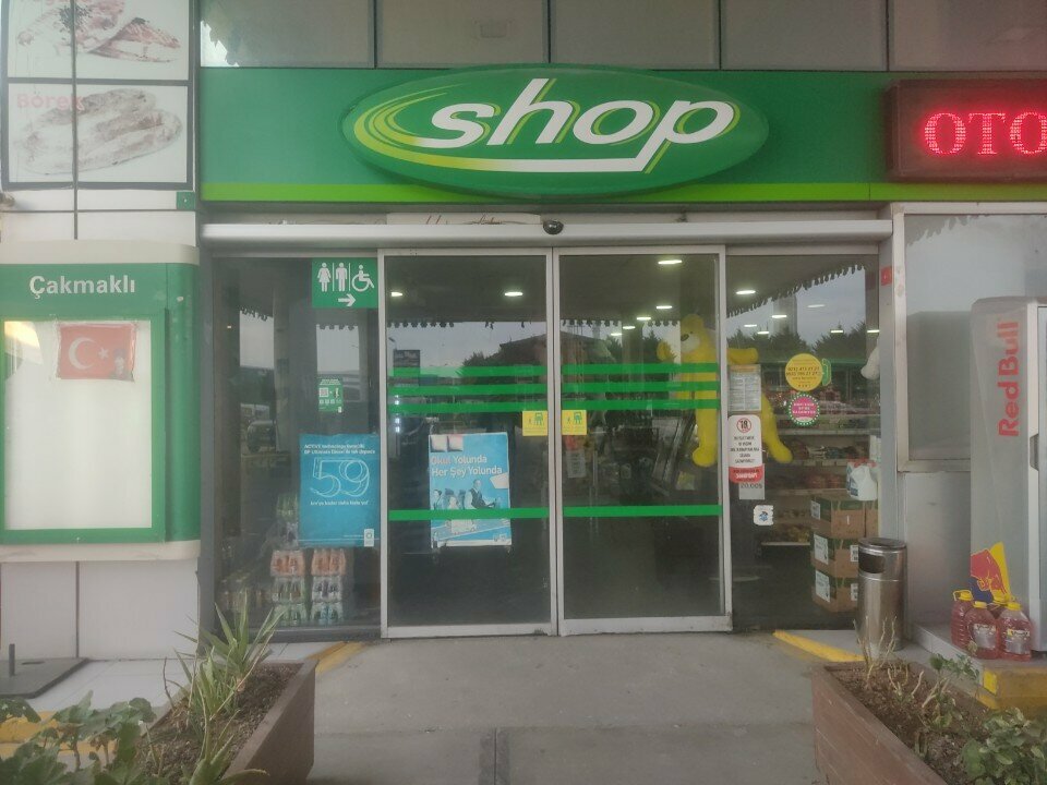 Grocery BP Shop Market, Istanbul, photo