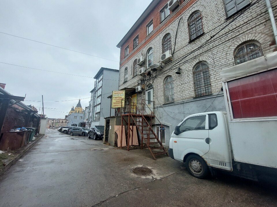 Manufacture of license plates Изготовление номерных знаков, Nizhny Novgorod, photo