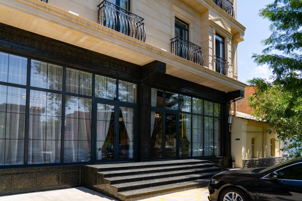 Фото Macan Terrace Hotel