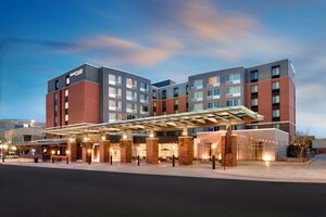 Гостиница Courtyard by Marriott Lincoln Downtown в Линкольне