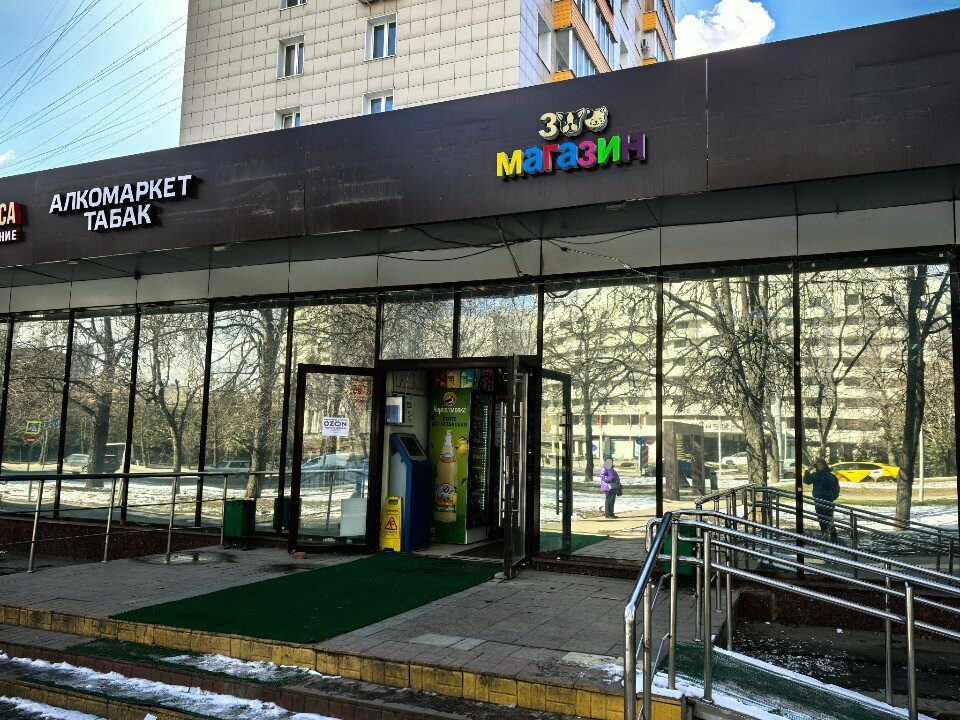 Auto parts and auto goods store Largus-Shop, Moscow, photo