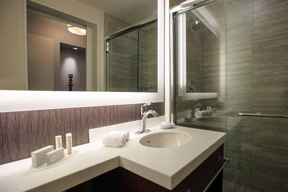 Фото Courtyard by Marriott Boston Downtown