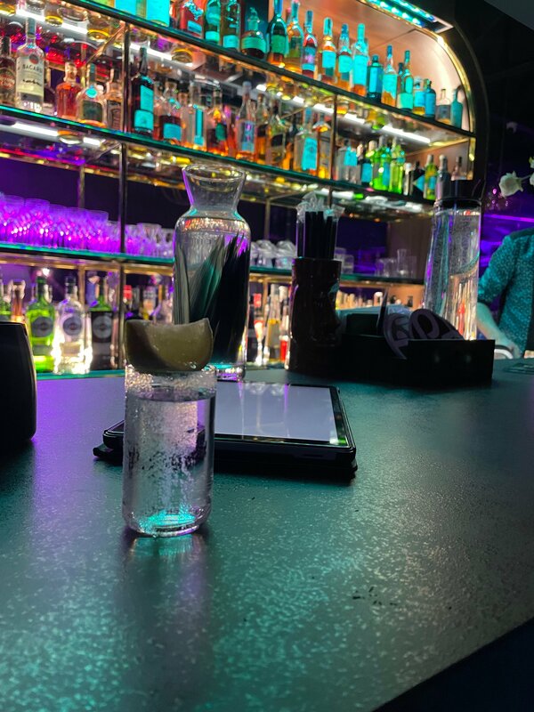 Qbar фото 3