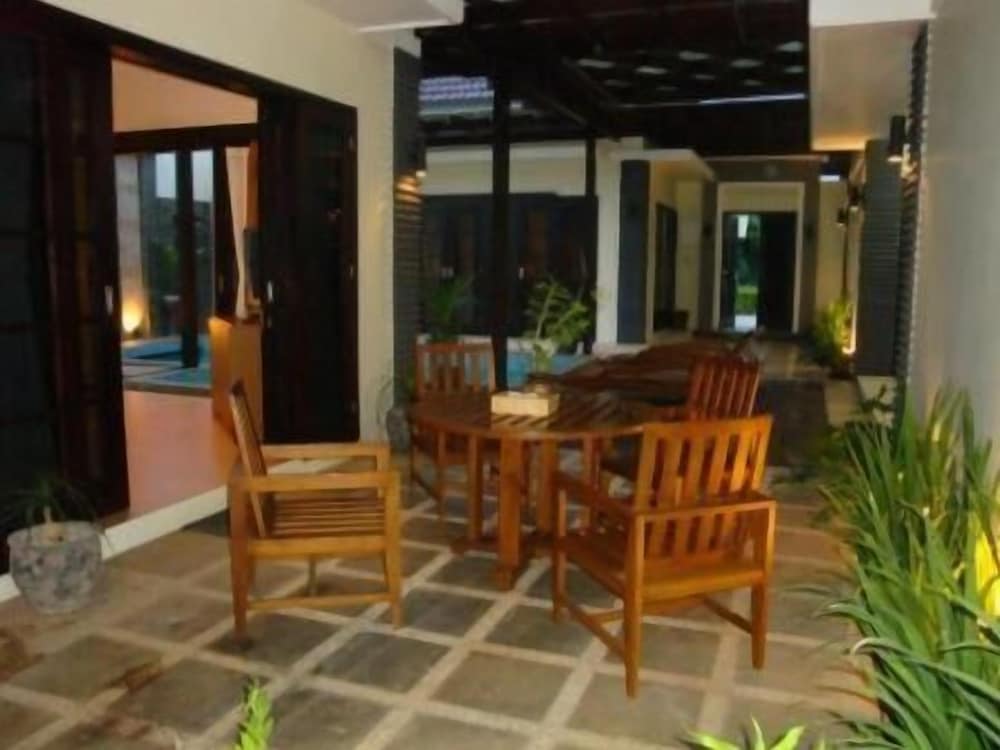 Фото Luxio Hotel Sorong