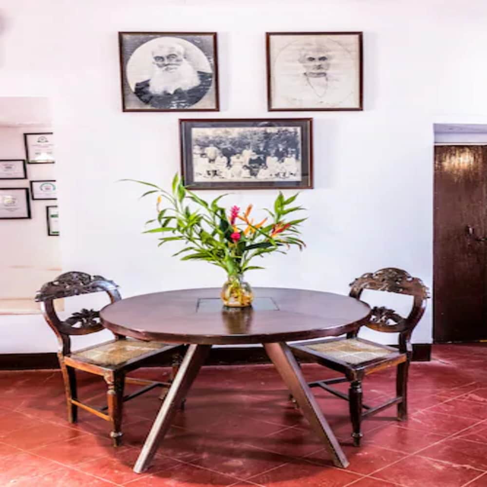 Фото Granpa's Inn Hotel Bougainvillea