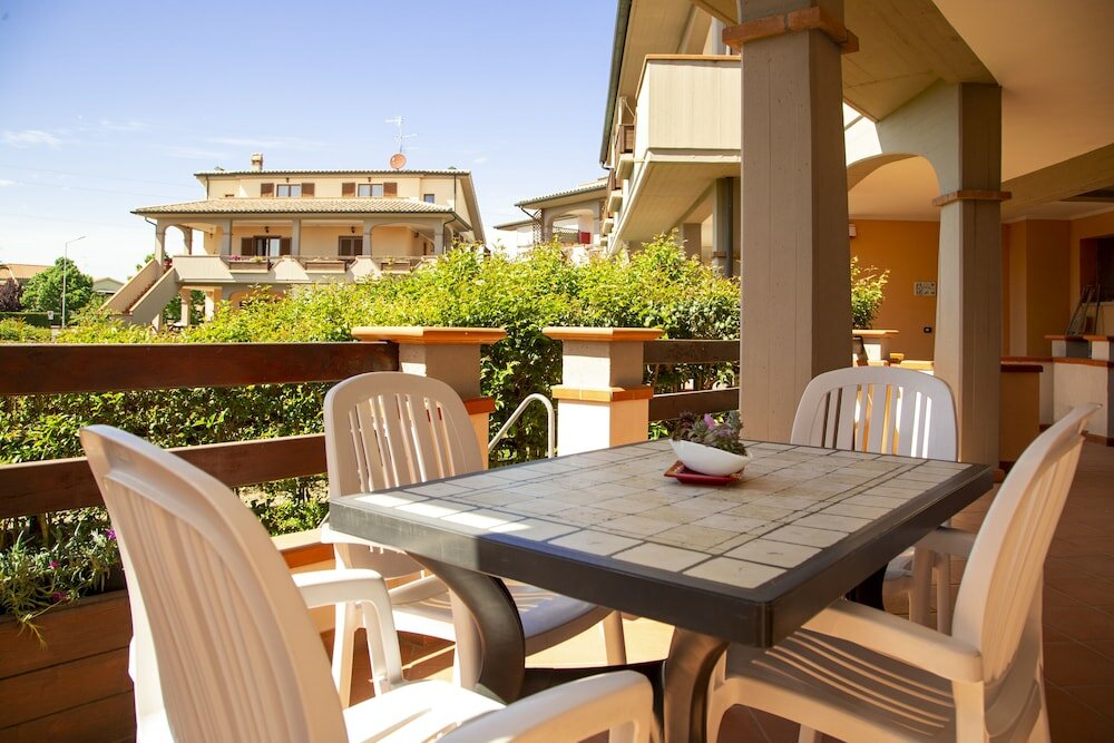 Фото Follonica Apartments