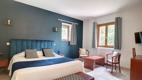 Гостиница Hôtel Bon Encontre в Сарла-ла-Канеде