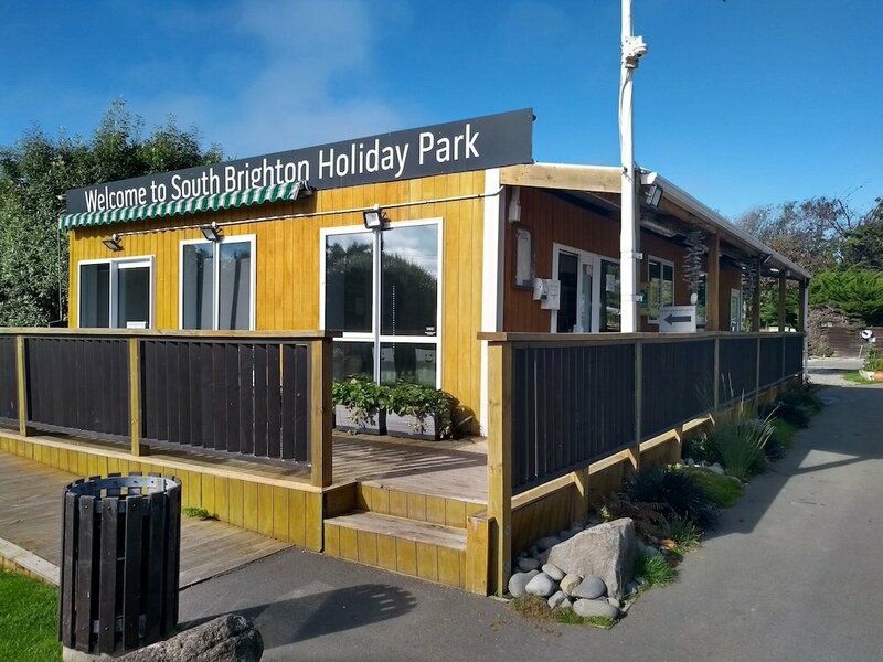 Гостиница South Brighton Holiday Park в Крайстчерче