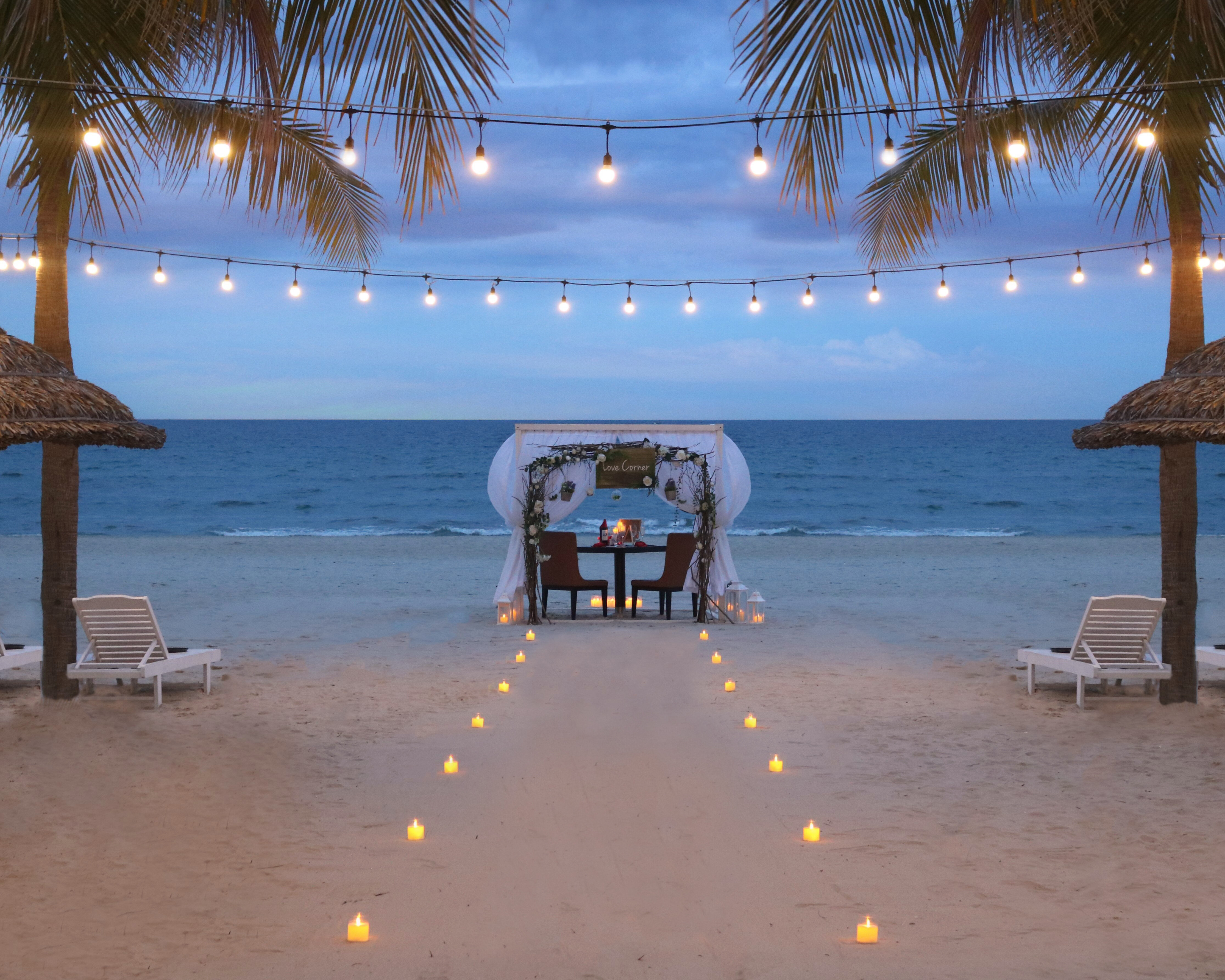 Фото Holiday Beach Hotel Danang