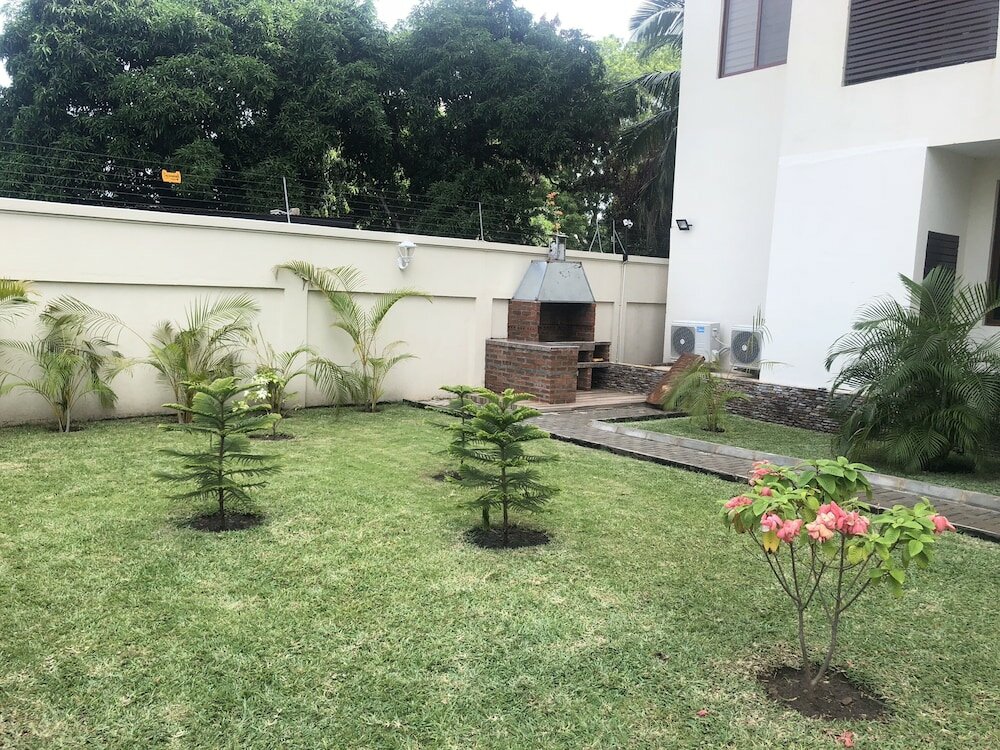 Фото James Persia Piece