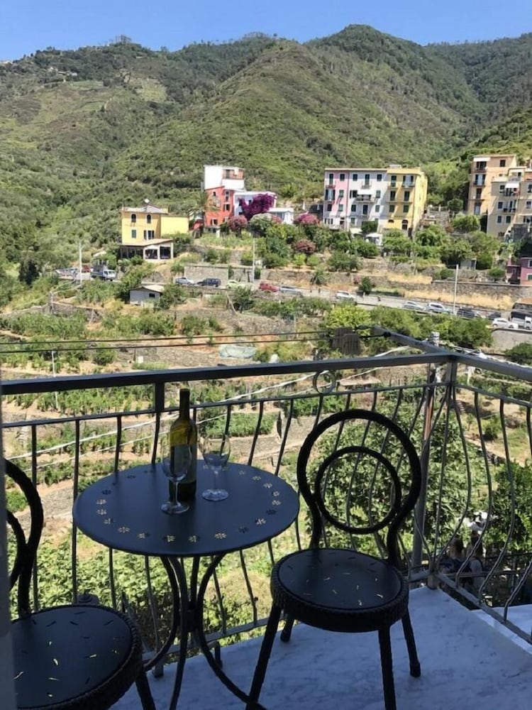 Фото Sandra Villa Rooms