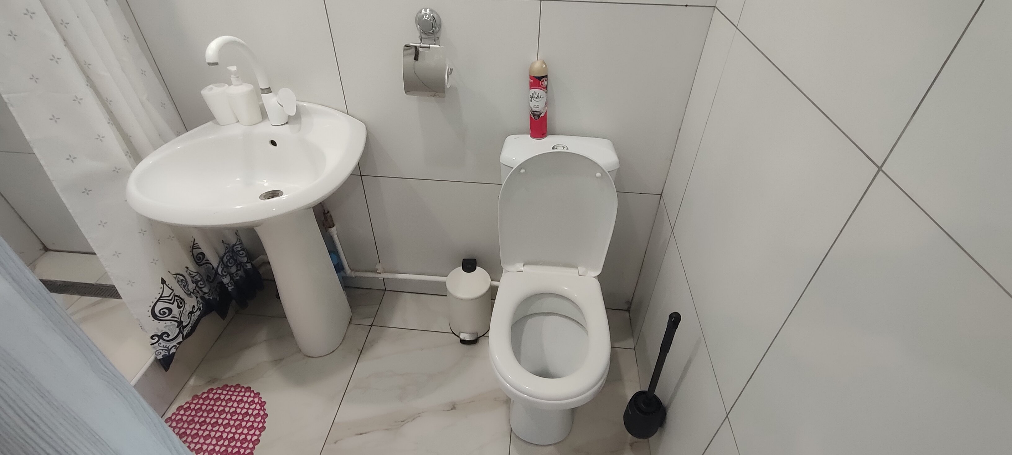 Фото Домик у реки