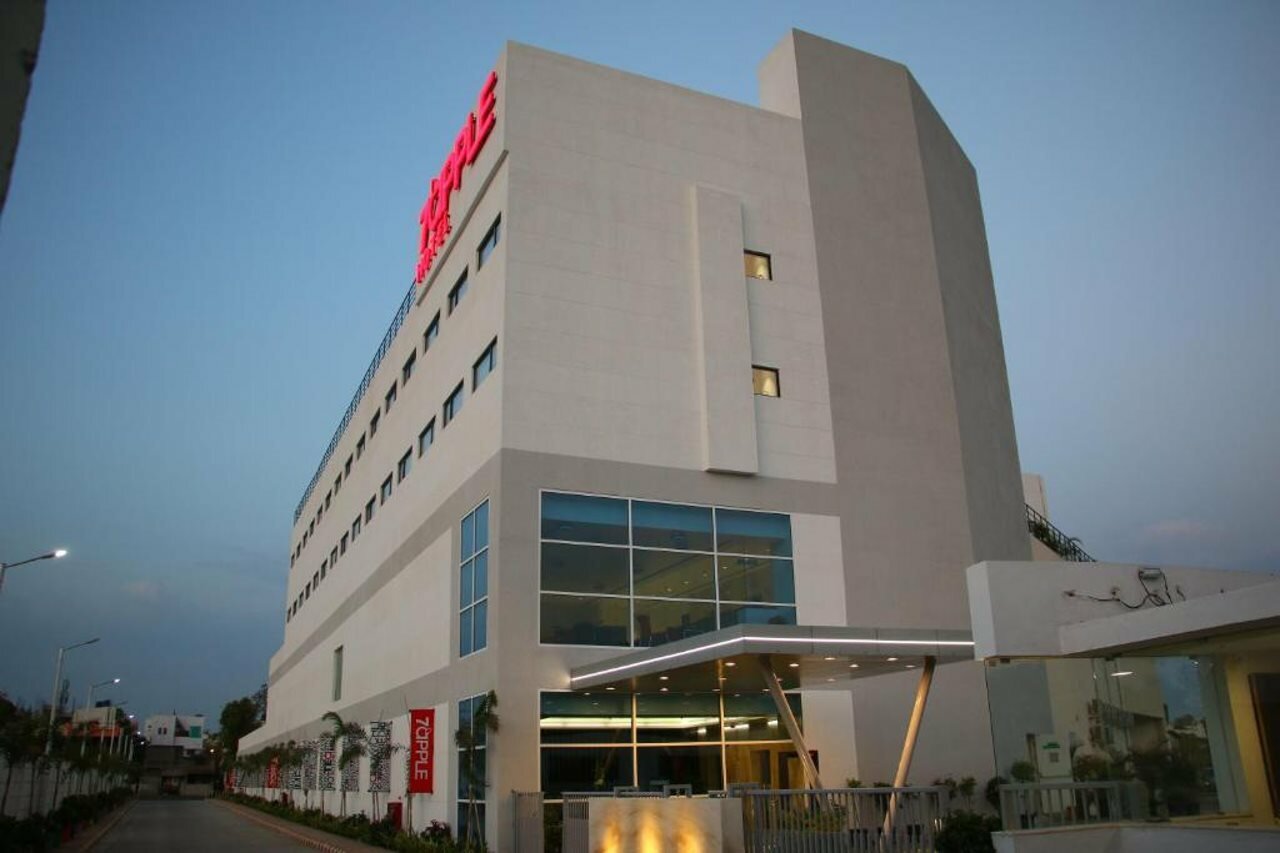 Фото 7Apple Hotels Aurangabad