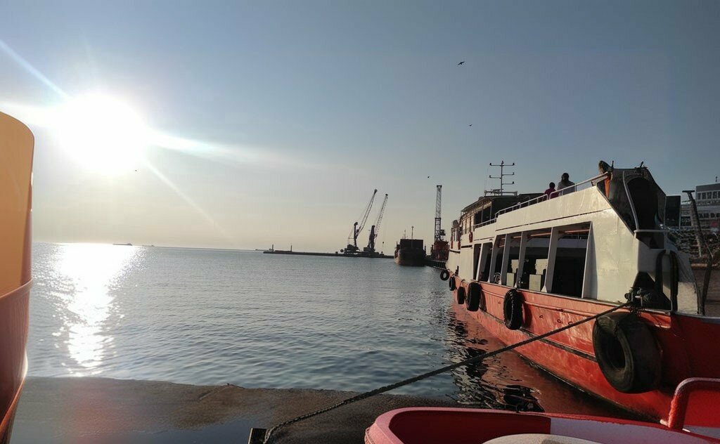 Harbour, port Tekirdag Ferry Pier, Suleymanpasa, photo