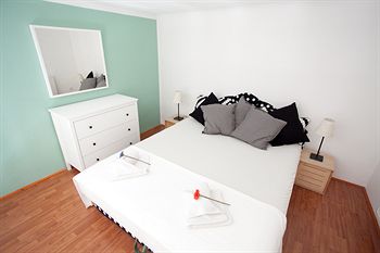 Фото Budapest Easy Flats - Opera1 Apartments