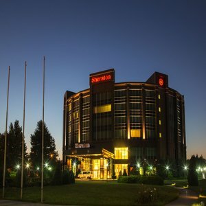 Фото Fly Inn Baku