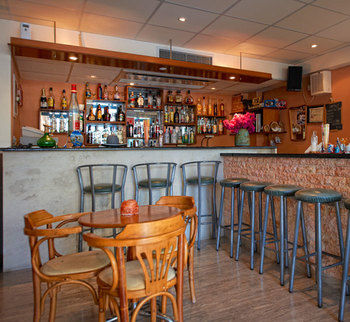 Фото Irini Apartments