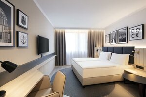 Гостиница Crowne Plaza City Alster
