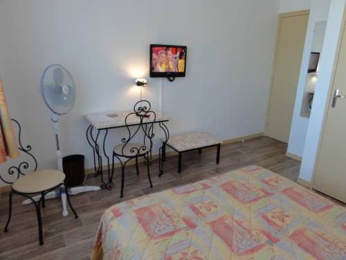 Фото Hotel Le Boischaut - Citotel Chateauroux