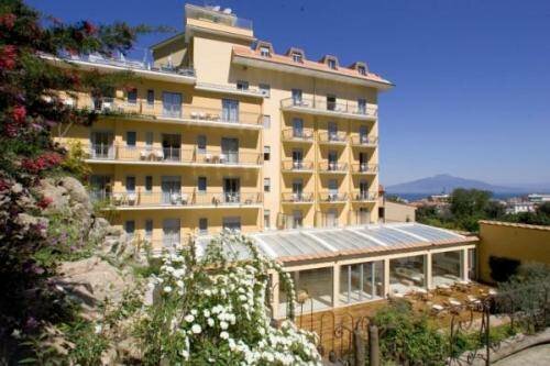 Гостиница Conca Park в Сорренто