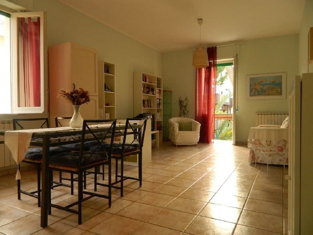 Фото Bed And Roses