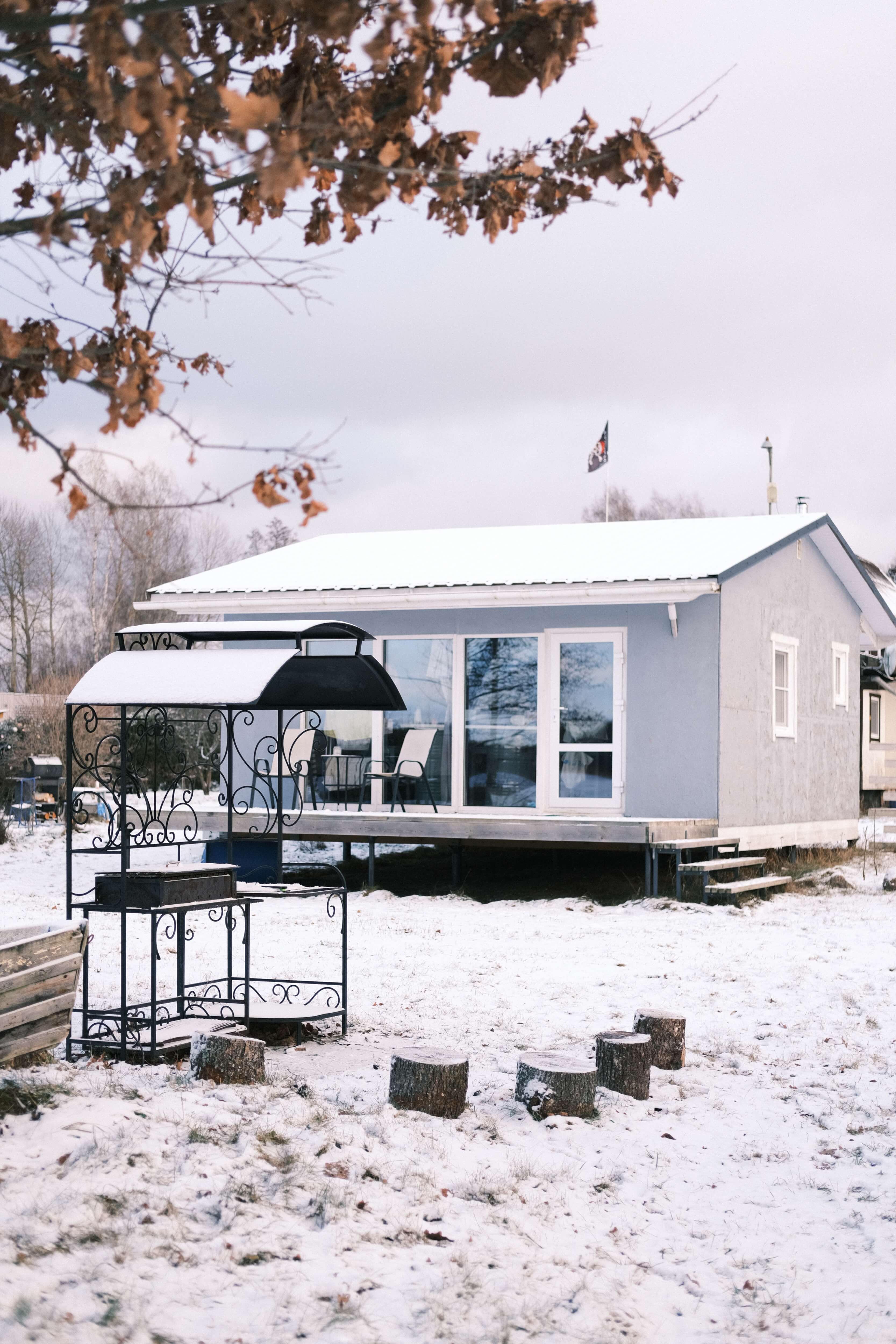 Фото Домик у озера