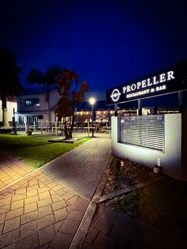 Гостиница Jet Park Hotel Hamilton Airport