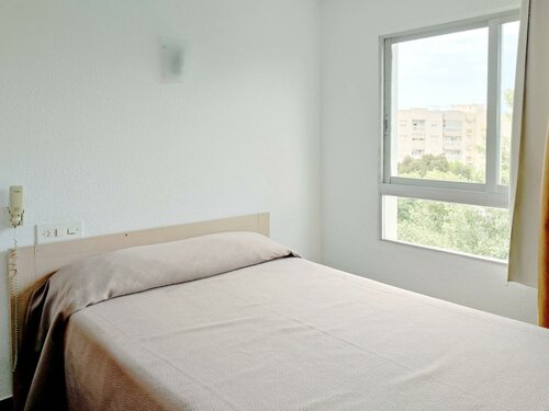Гостиница Hotel Porto в Гандии