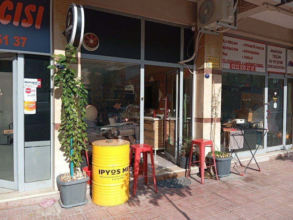 Hairdresser Ipyos Men Coiffeur, Izmir, photo
