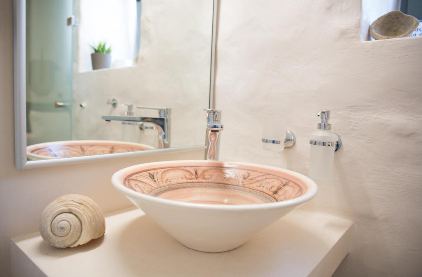 Фото Afentiko Pigadi