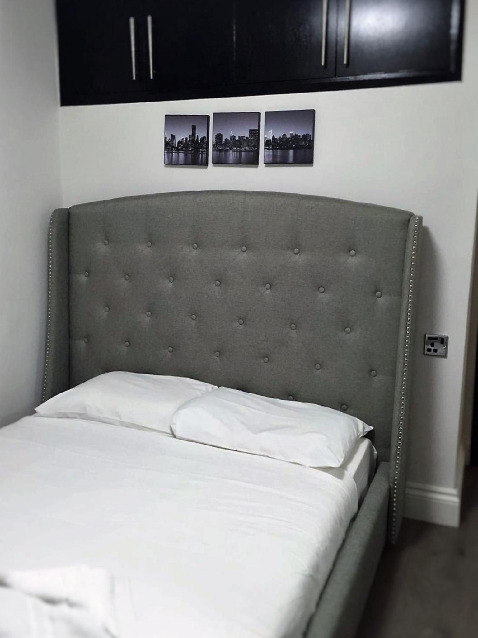 Фото Imperial Court Suites