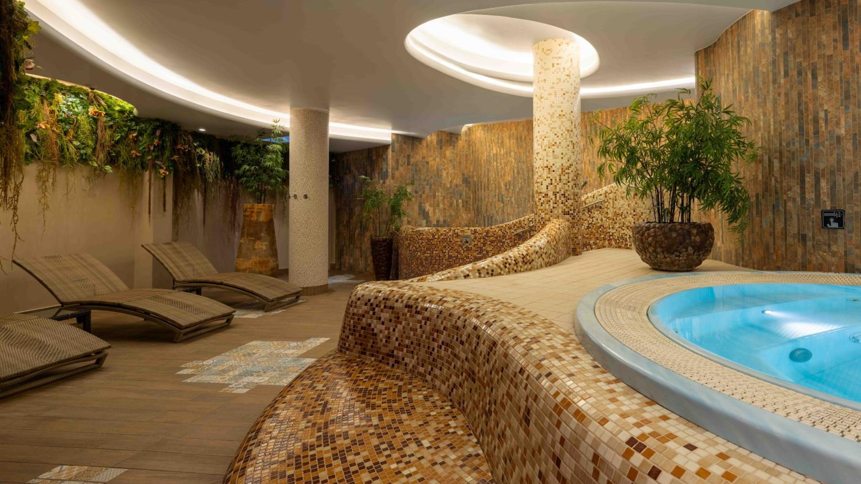 Фото Wellton Riga Hotel & SPA