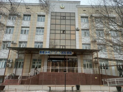 Жас қыз кішкентай мүшесін сорып жатыр