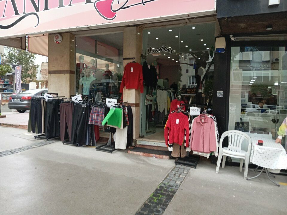 Clothing store Anita Boutique, Izmir, photo