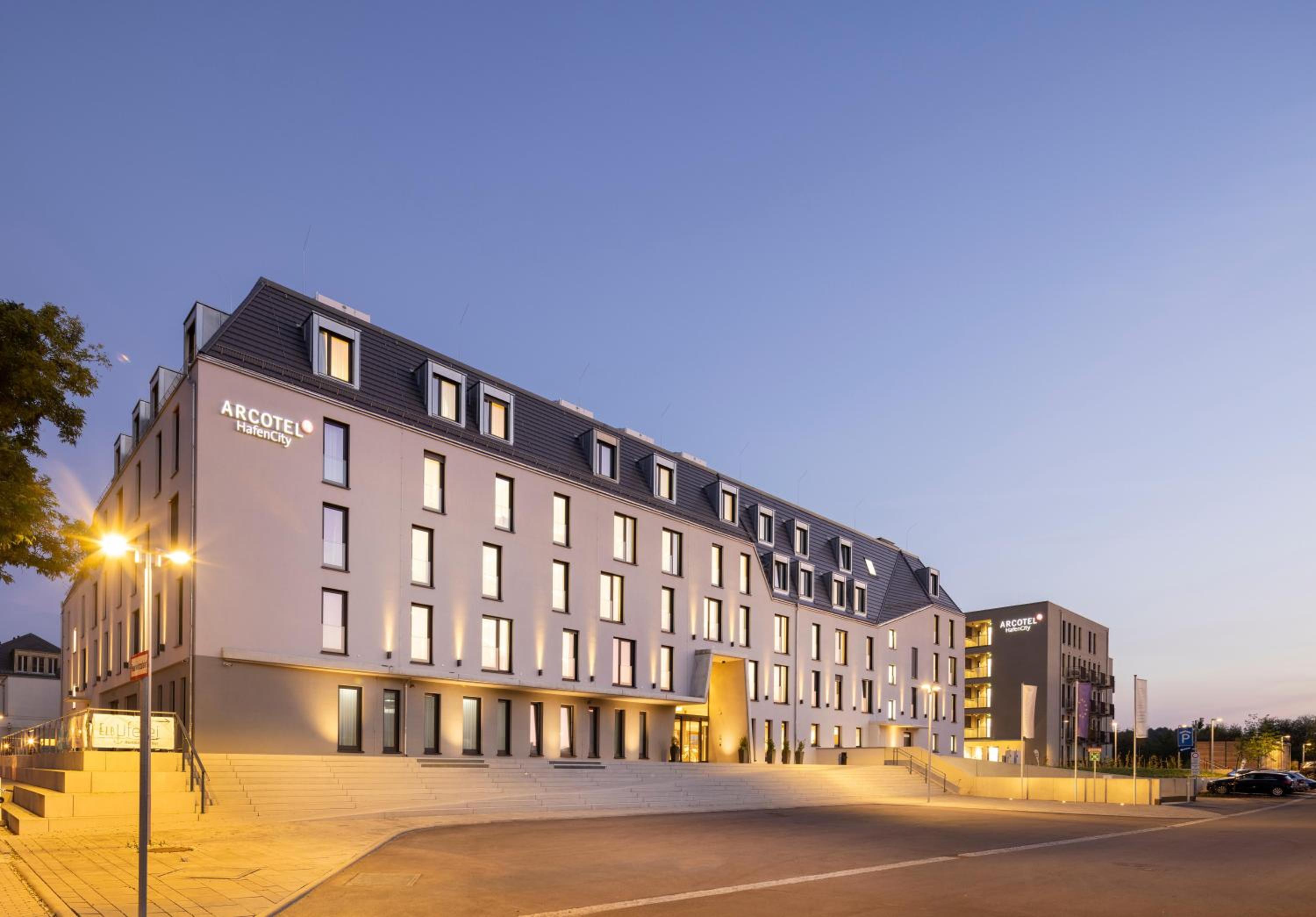 Фото Arcotel HafenCity Dresden