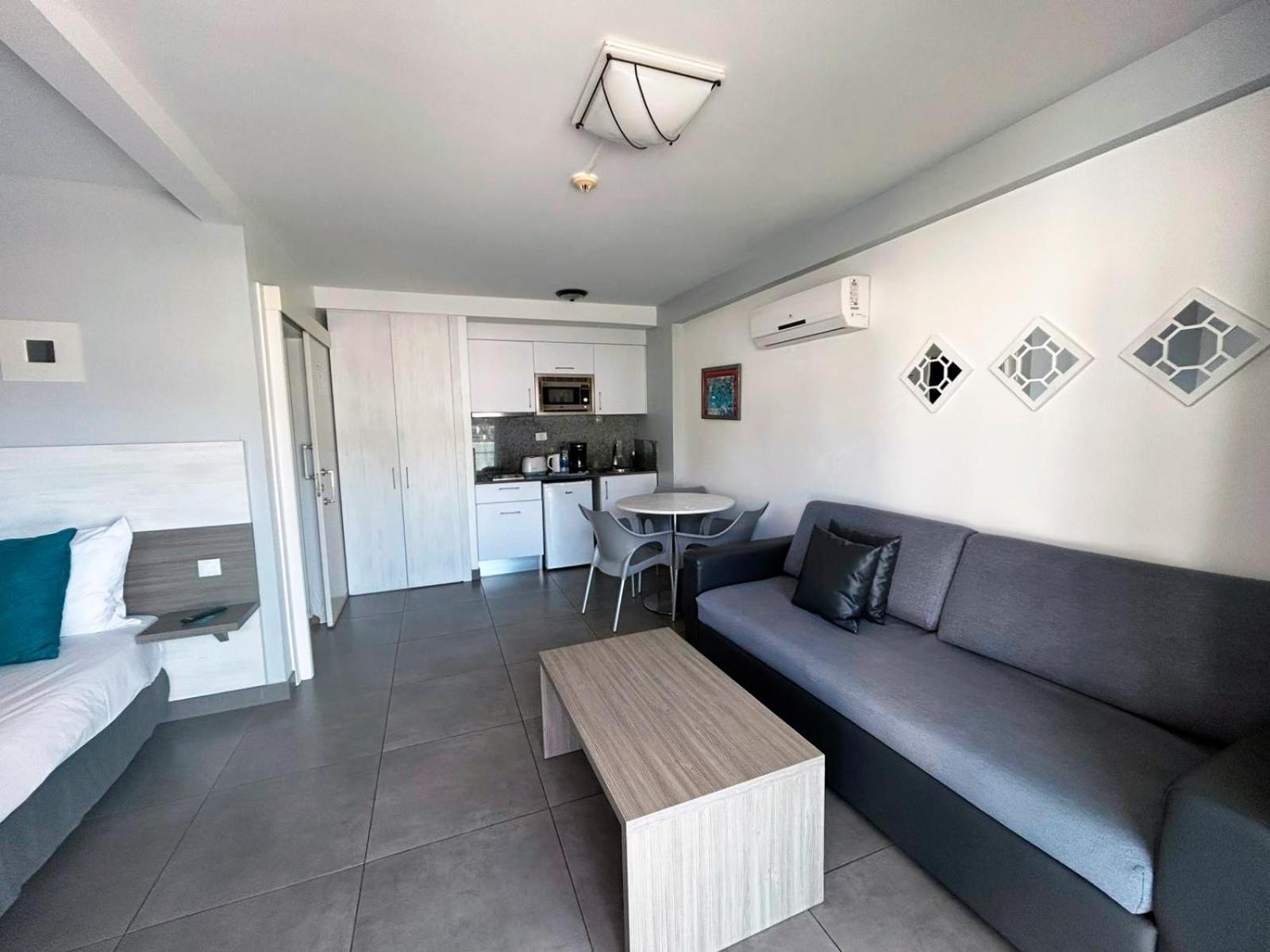 Фото Hotel Servatur Castillo del Sol