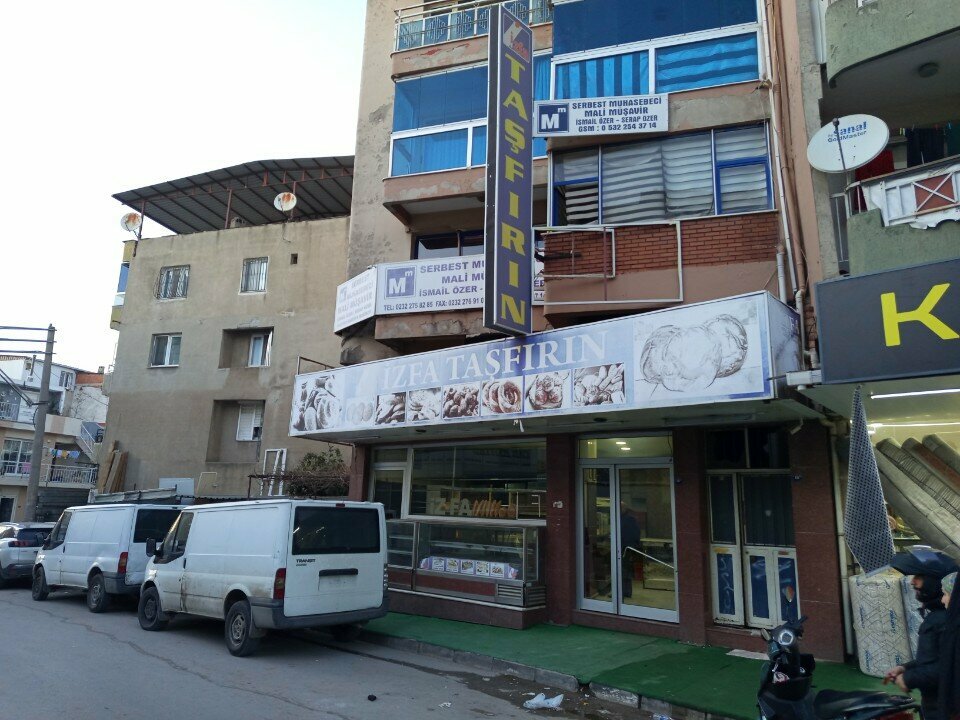 Accountants Ismail Ozer, Izmir, photo