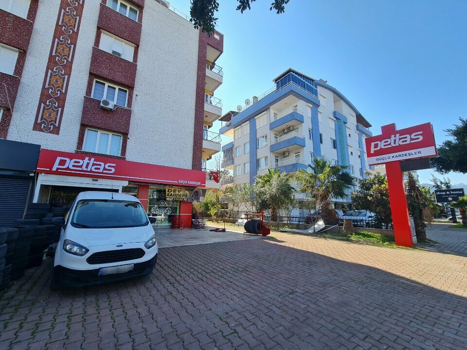 Tires and wheels Güçlü Brothers Auto Tire Petlas, Antalya, photo